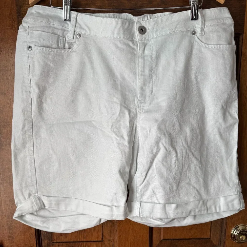 J. Jill White Jean Bermuda Shorts Size 18